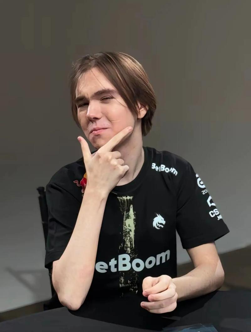 【lpl战报】RNG 2-0 TES：虎大将军宝刀未老 斩获二连MVP