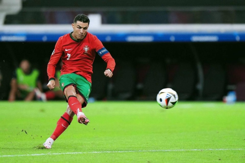 TA：拜仁不太可能6500万欧买断雅克松，切尔西认为他价值很高（TA：拜仁大概率不会以6500万欧买断雅克松，切尔西对他估值颇高）