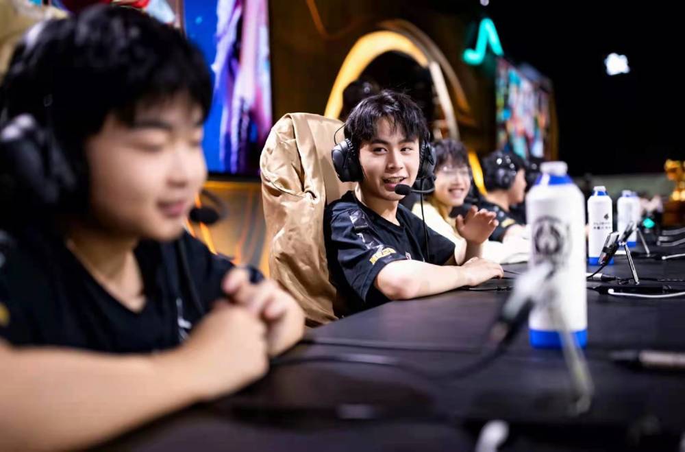 你害怕胜利吗？NS水龙 + 古代龙魂 + 8K祝福高地被 Generation Gaming 击溃；并送走了赛点