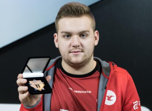 恭喜苏州KSG晋级夏季赛第二轮A组！